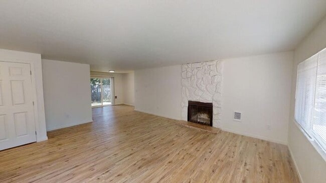 3634 SE 108th Ave in Portland, OR - Building Photo - Building Photo