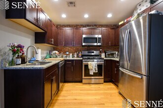 306 Western Ave, Unit 3 in Cambridge, MA - Building Photo - Building Photo