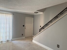 7170 Fairway Dr in Miami Lakes, FL - Building Photo