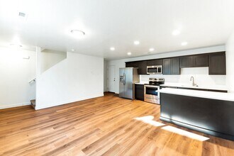 742 E 150 N in Vineyard, UT - Building Photo - Building Photo