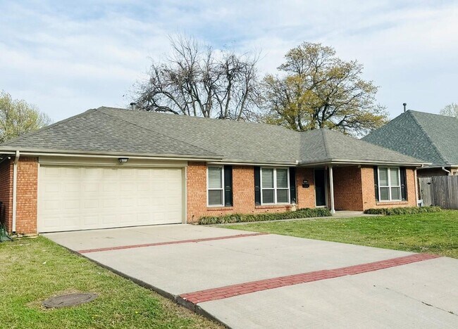5417 S Xanthus Ave in Tulsa, OK - Building Photo - Building Photo