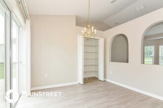 7320 Landmark Dr in Spring Hill, FL - Building Photo - Building Photo