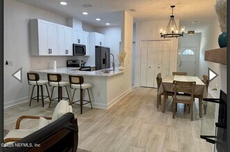 809 First St in Neptune Beach, FL - Building Photo - Building Photo