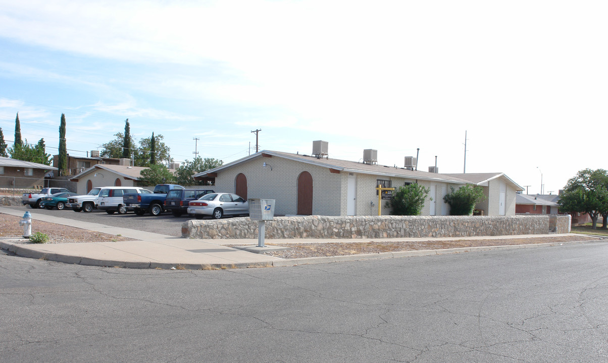 3905 Flory Ave in El Paso, TX - Building Photo