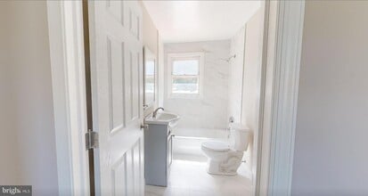 10879 Clarksville Pike in Columbia, MD - Building Photo - Building Photo