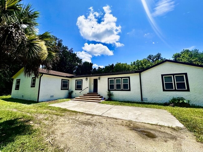 property at 2325 Salt Creek Trail