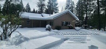 18449 Shasta Dam Way in Nevada City, CA - Building Photo