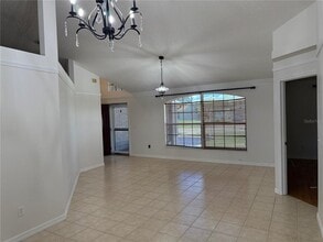 2423 Moonstone Ave in Deltona, FL - Building Photo - Building Photo