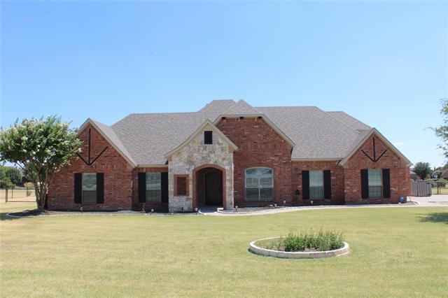 929 E Ownsby Pkwy in Celina, TX - Foto de edificio