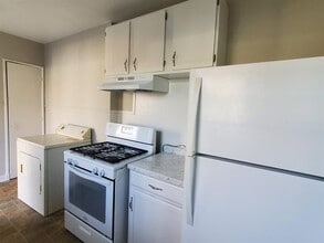 2308 8th St in Bay City, TX - Building Photo - Building Photo