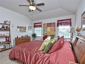 18617 Wind Valley Way in Pflugerville, TX - Building Photo - Building Photo