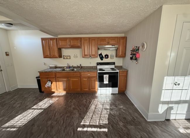 22-24-24 Green St in Saco, ME - Building Photo - Building Photo