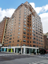 27 E 65th St-Unit -9F in New York, NY - Building Photo - Building Photo