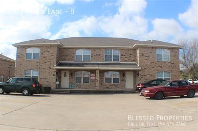 100 E Robin Ln in Harker Heights, TX - Foto de edificio