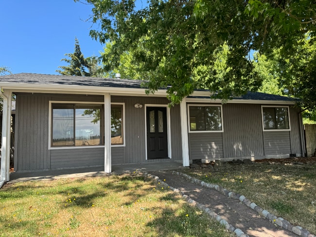 property at 3397 SE Hathaway Pl