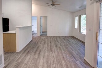 10673 W Halstead Ln in Boise, ID - Building Photo - Building Photo