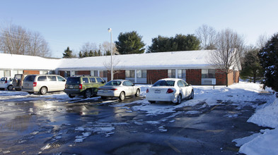 Edinlake Apartments in Edinboro, PA - Building Photo - Building Photo