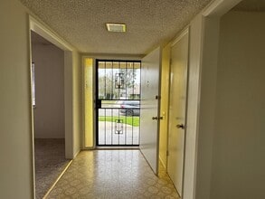 2047 Pinehurst St in Glendora, CA - Building Photo - Building Photo