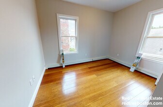 25 Portsmouth St, Unit 3 in Cambridge, MA - Foto de edificio - Building Photo
