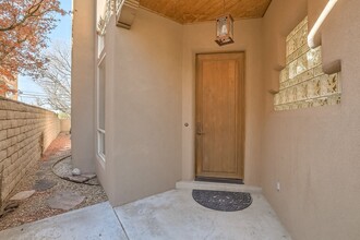 6211 Sedona Dr NE in Albuquerque, NM - Building Photo - Building Photo