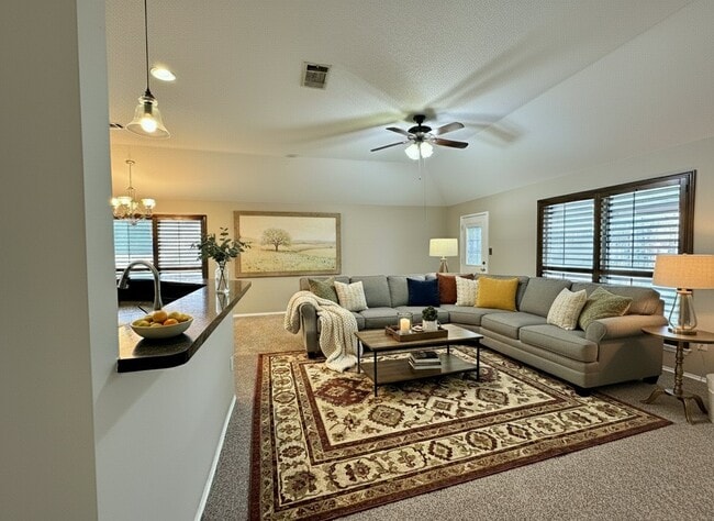 1606 Tyler Terrace in Mansfield, TX - Foto de edificio - Building Photo