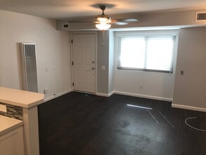 Juniper in San Diego, CA - Building Photo - Interior Photo