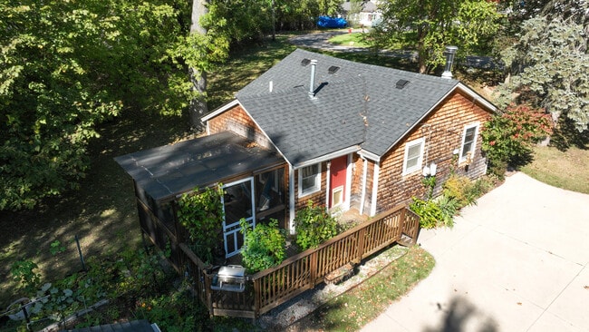 306 Eubank St
