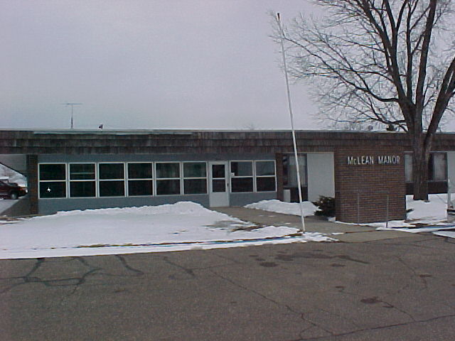 McLean Manor in Garrison, ND - Building Photo