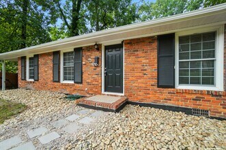 332 Seneca Pl in Charlotte, NC - Building Photo - Building Photo
