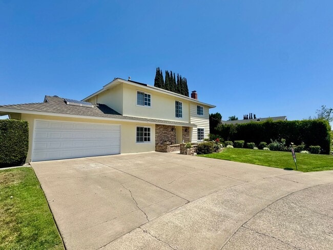 1530 Rogue St in Placentia, CA - Building Photo - Building Photo