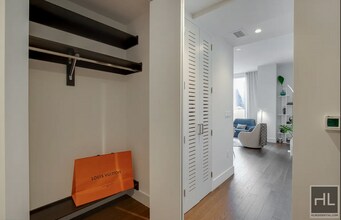 East 44th Street in New York, NY - Building Photo - Building Photo