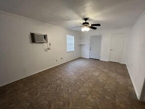 302 W Valley Rd in Harker Heights, TX - Building Photo - Building Photo