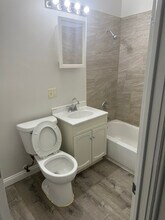 13502 S Brandon Ave in Chicago, IL - Building Photo - Building Photo