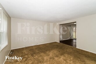 1733 Mutz Dr in Indianapolis, IN - Building Photo - Building Photo