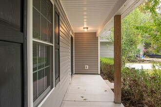 174 Live Oak Dr in Jacksonville, NC - Building Photo - Building Photo