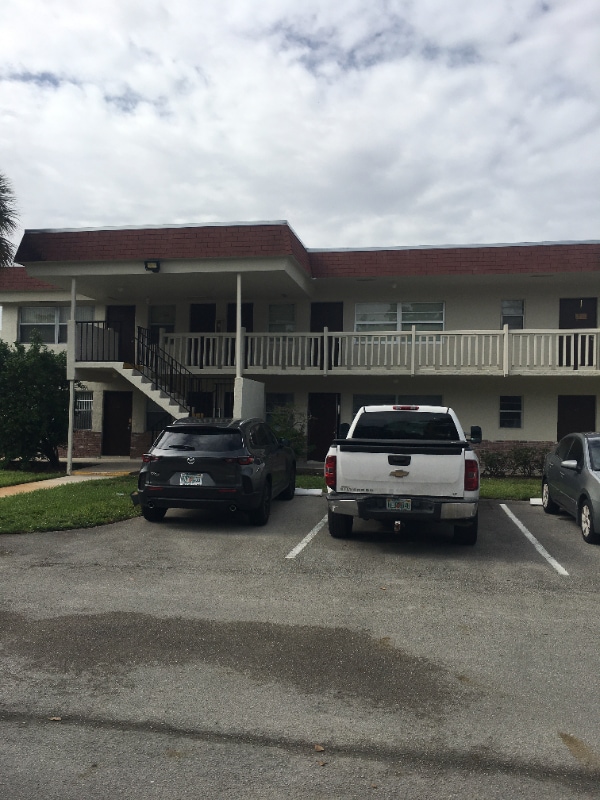 4165 SW 67th Ave in Davie, FL - Building Photo - Building Photo