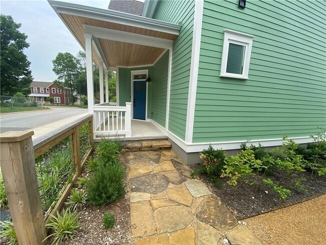 283 E 11th St in Fayetteville, AR - Building Photo - Building Photo
