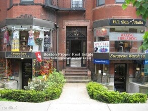 232 Newbury St-Unit -Apt 42 in Boston, MA - Foto de edificio - Building Photo