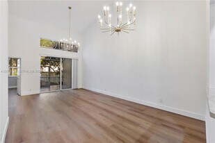 5661 NW 125th Ave in Coral Springs, FL - Building Photo