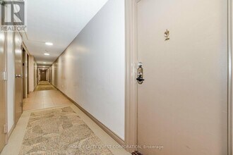 3120-3120 Kirwin Ave in Mississauga, ON - Building Photo - Building Photo