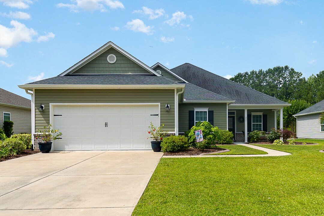 231 Belclare Way in Longs, SC - Building Photo