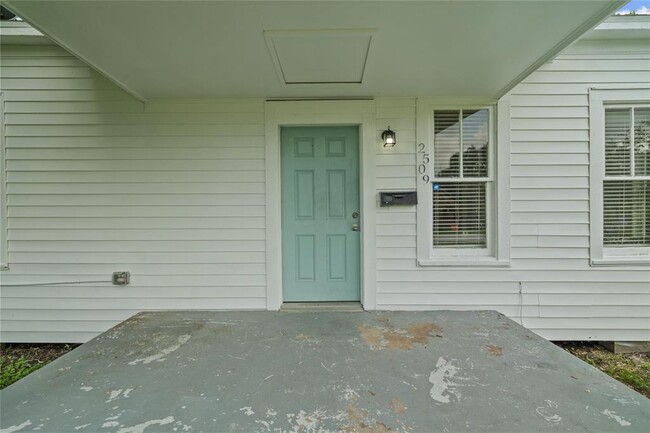 2509 7th Ave N in Texas City, TX - Building Photo - Building Photo