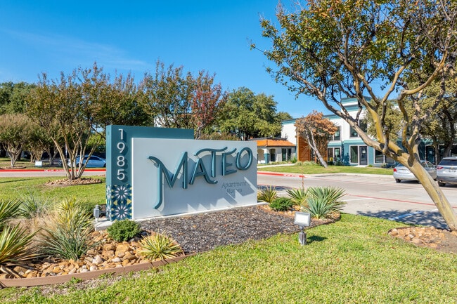 Mateo Apartment Homes