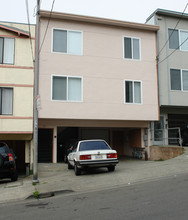 80 Lausanne Ave in Daly City, CA - Building Photo - Building Photo