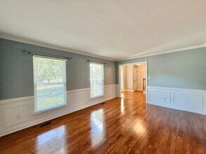 2216 Heathrowe Pl in Raleigh, NC - Building Photo - Building Photo