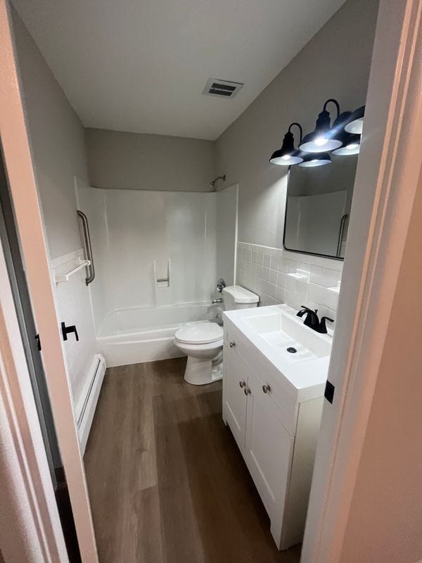 79 Beths Ave in Bristol, CT - Building Photo - Building Photo