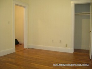24 Chauncy St, Unit 5 in Cambridge, MA - Building Photo - Building Photo