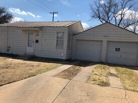 3106 Akron Ave in Lubbock, TX - Building Photo
