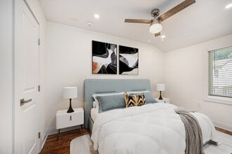 Baltimore Townhomes in Kansas City, MO - Building Photo - Building Photo