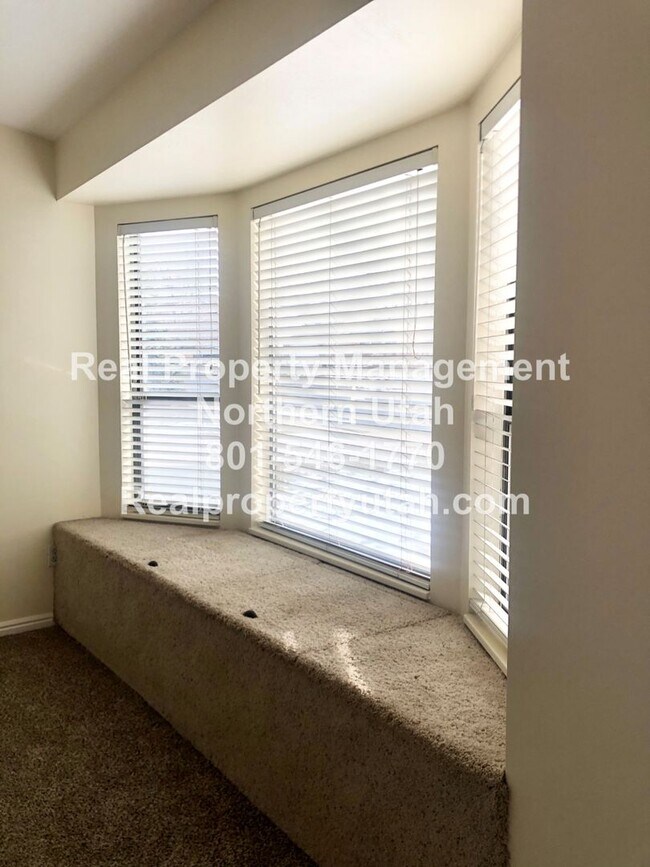 2315 N 1075 E in Layton, UT - Building Photo - Building Photo